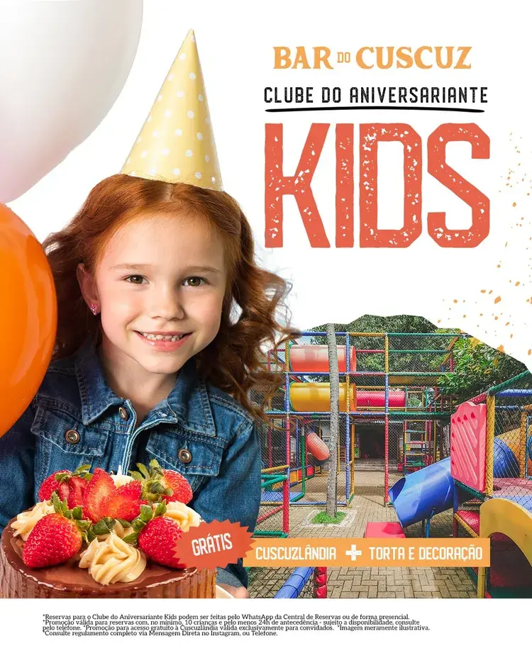 Festa infantil no Bar do Cuscuz com Cuscuzlândia, torta e decoração grátis. Menina sorrindo e segurando um bolo. Reservas disponíveis pelo WhatsApp.